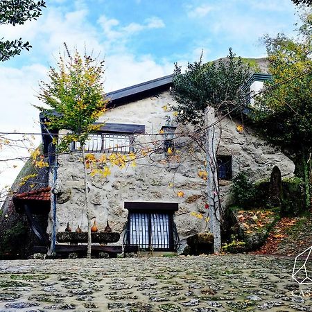 Casa Do Penedo Geres Villa Terras de Bouro Exteriör bild